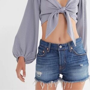 Levi’s 501 Denim Shorts in Silver Lake Size 25 Big E Premium Mid Rise Distressed